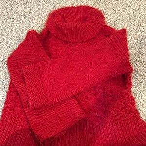 Anthropologie sweater 😍